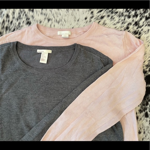4 NWOT H&M basics crew neck sweaters. In Navy, blush & 2 in gray. All mediums. - Picture 4 of 8
